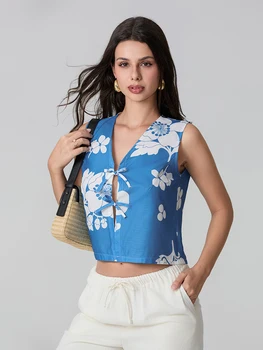 Stylish Sleeveless Floral Checkered Vest Chic Tie-front Outerwear for Trendy Summer Street Style Look 3