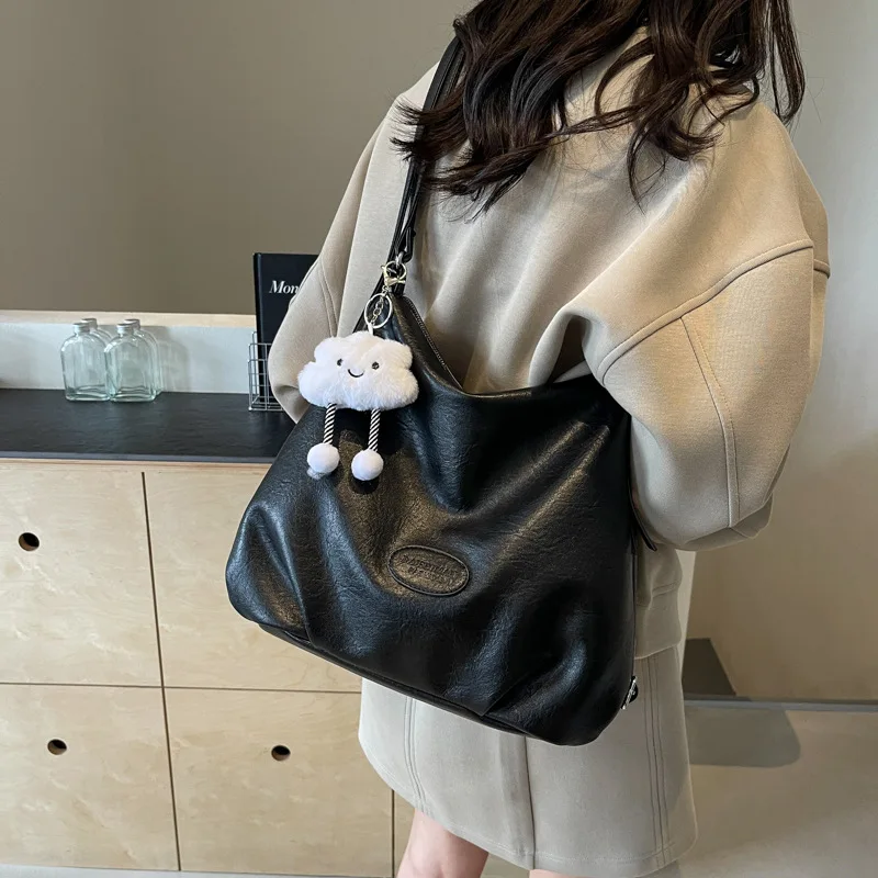 Large Capaci Commuter Vintage Casual Street Sle Single oulder Women's Tote Bag Travel Bapa Soft PU Leather Purses and Handbags