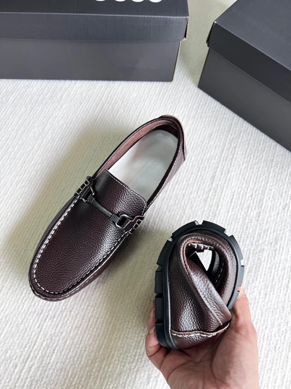 Withered British Men's Business Commuting Genuine Leather 38-44 Men Flat Shoes Fashion Casual Cowhide Moccasin Leather Shoes
