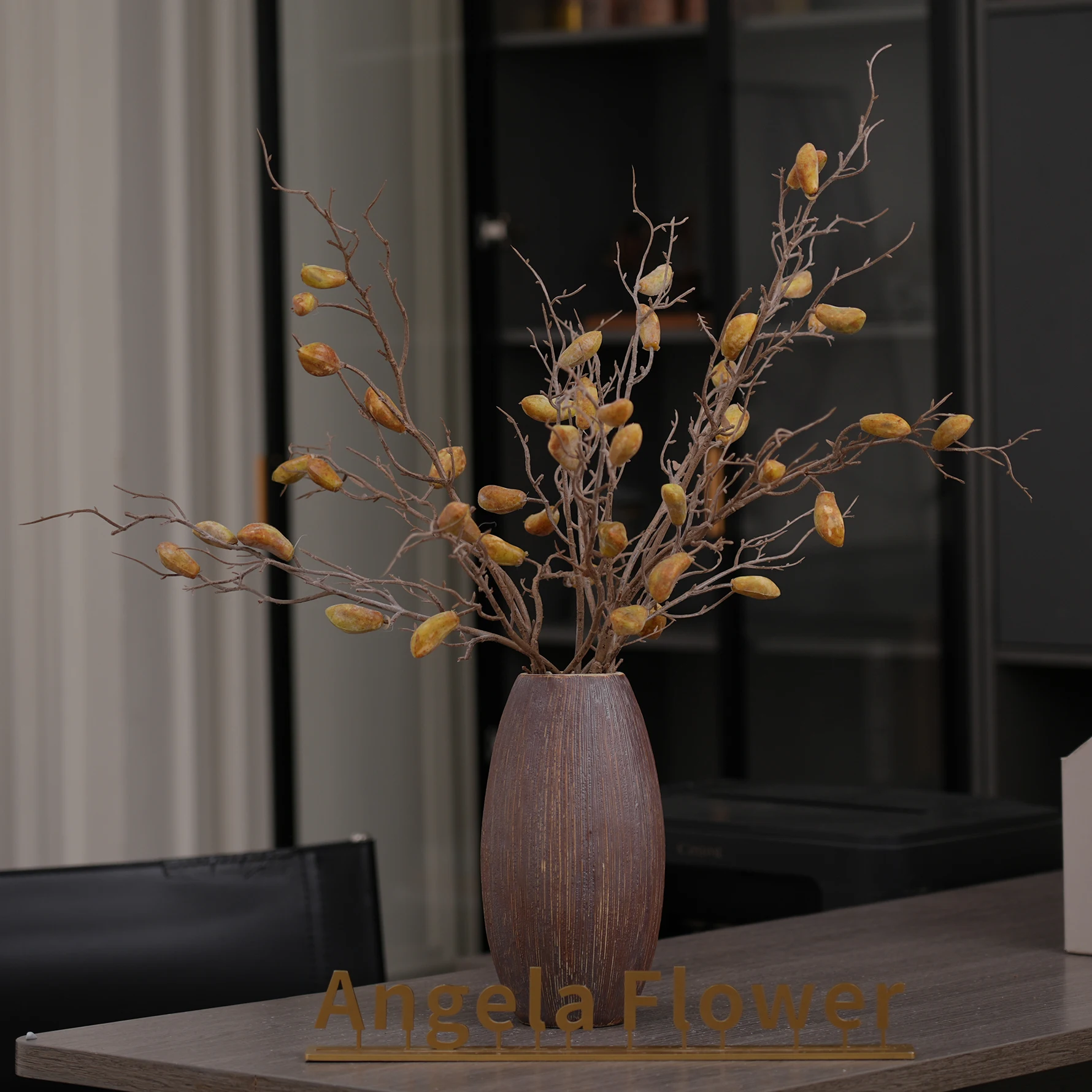 Slide image 3894593429c642918d03c3daff08057e