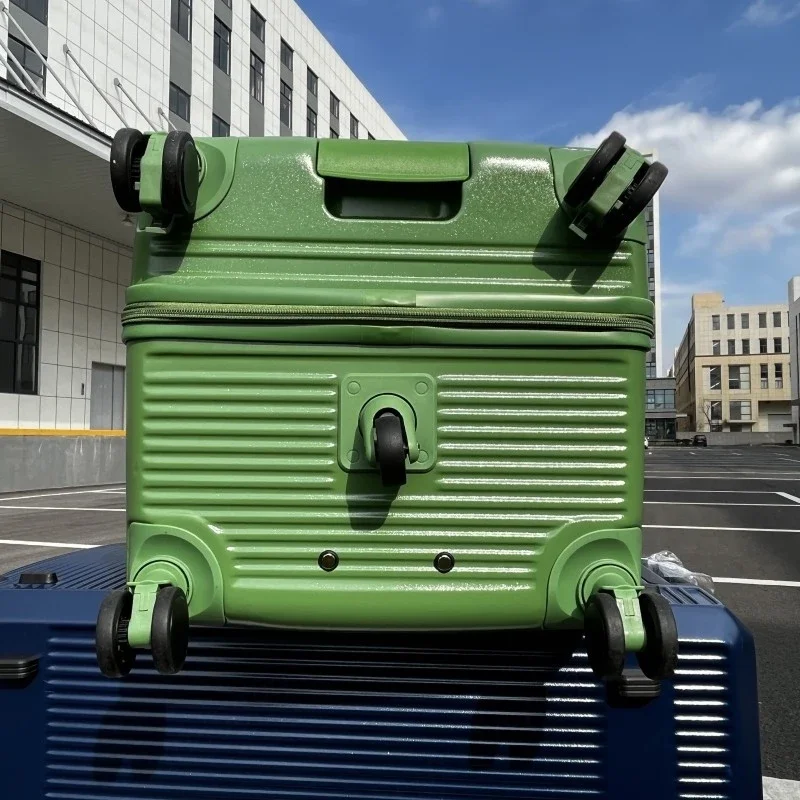 Large Capacity Suitcase Five Wheels Antibacterial Material Rolling Luggage Password Big Size Travel Suitcase travel bag,pull bar suitcase