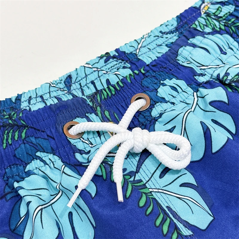 Stylish men Beach Pants handsome gentleman Running Shorts Beach Swimming Shorts With breathable mesh lining 3