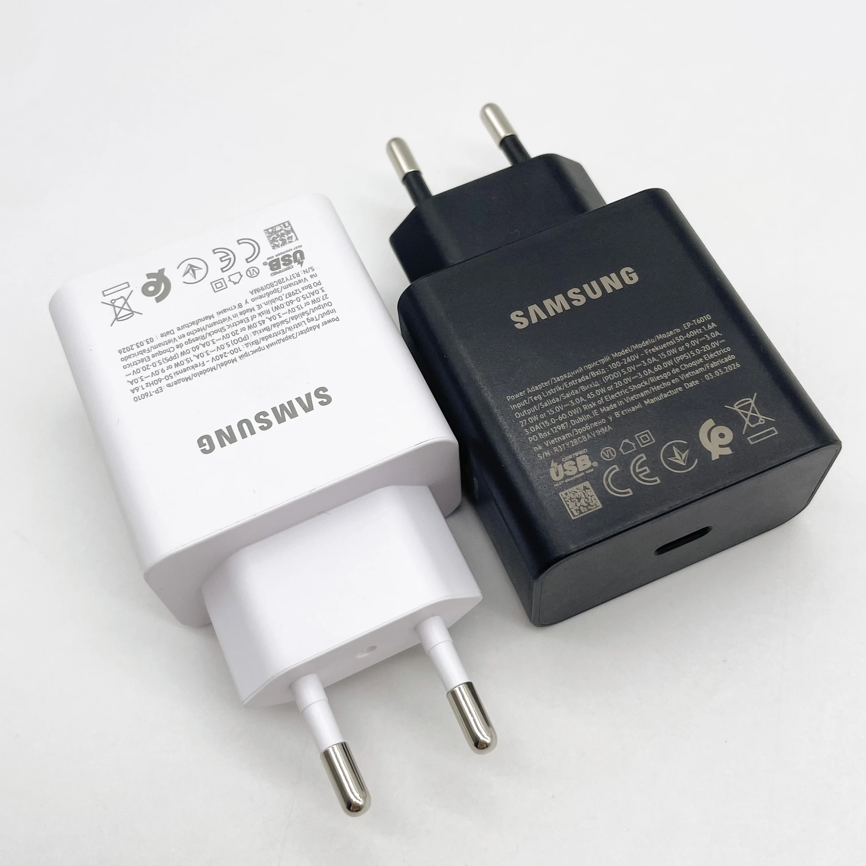 Samsung 60W Super Fast Charging Adapter with 1.8M Type-C Cable