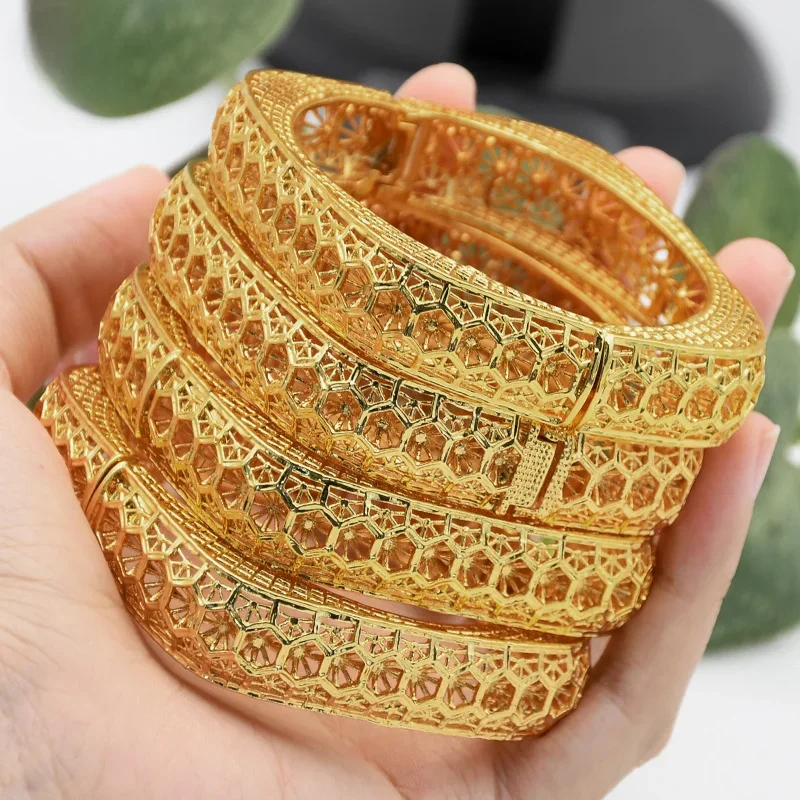 

Dubai Wedding Bride 24K Gold Plated Square Alloy Bracelet Middle East Africa Ethiopia Women's Imitation Gold Bracelet Ornament