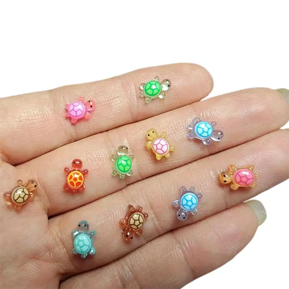 100Pcs Mini Cute Mini Luminous Turtle Ornaments Glowing Dark Miniatures Kids Toys Home Decoration Gift Turtle Micro Landscape 1