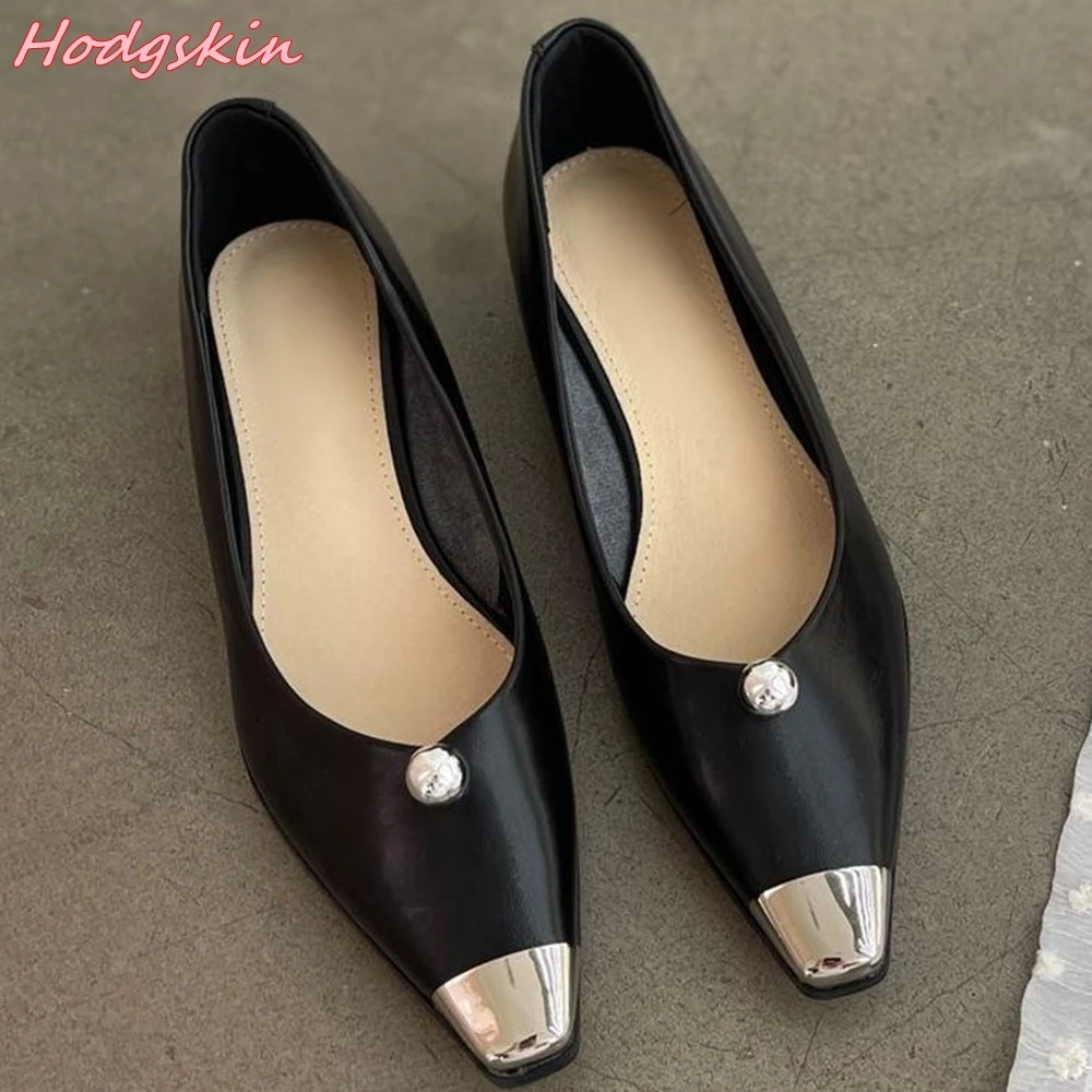 Metal Square Toe Shallow Flat with Shoes Women Pearl Low Top Slip On Shoes Spring Autumn Office Lady Casual Leisure Shoes