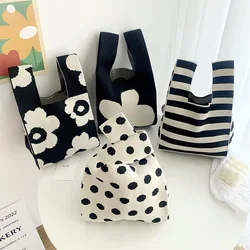 Women'S Knot Wrist Bag Tote Handmade Knitted Bag Portable Mini Striped Bucket Phone Bags Large Capacity Autumn Winter Handbags
