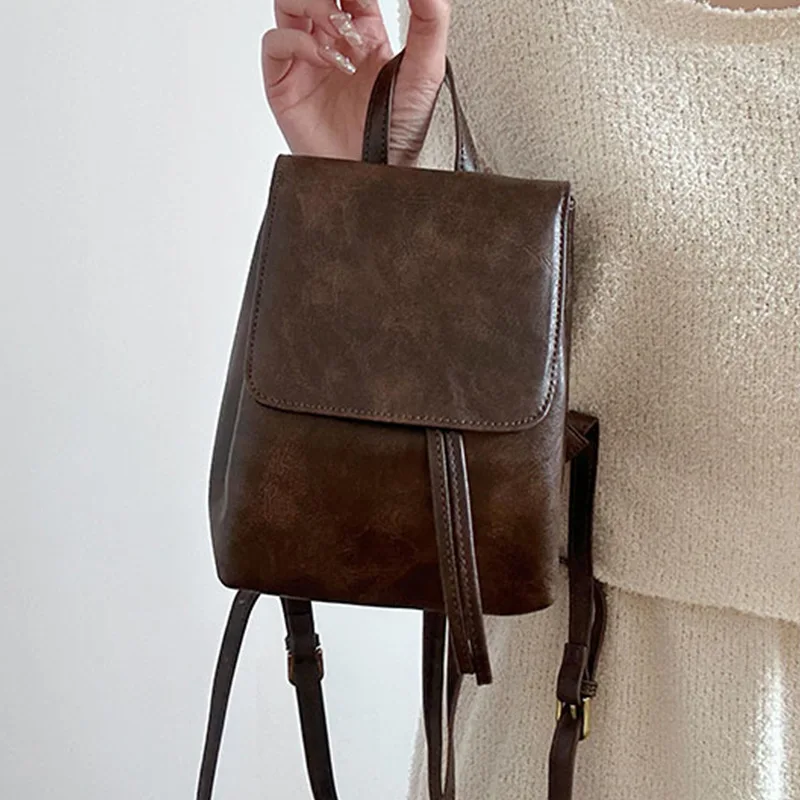 

Коричневый рюкзак в стиле преппи 2023, женская сумка с швейной нитью в стиле ретро, мягкая женская сумка через плечо из искусственной кожи в английском стиле, вмещает планшет
