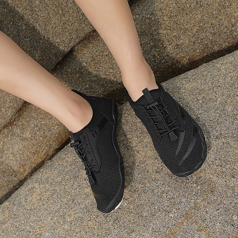 28 black