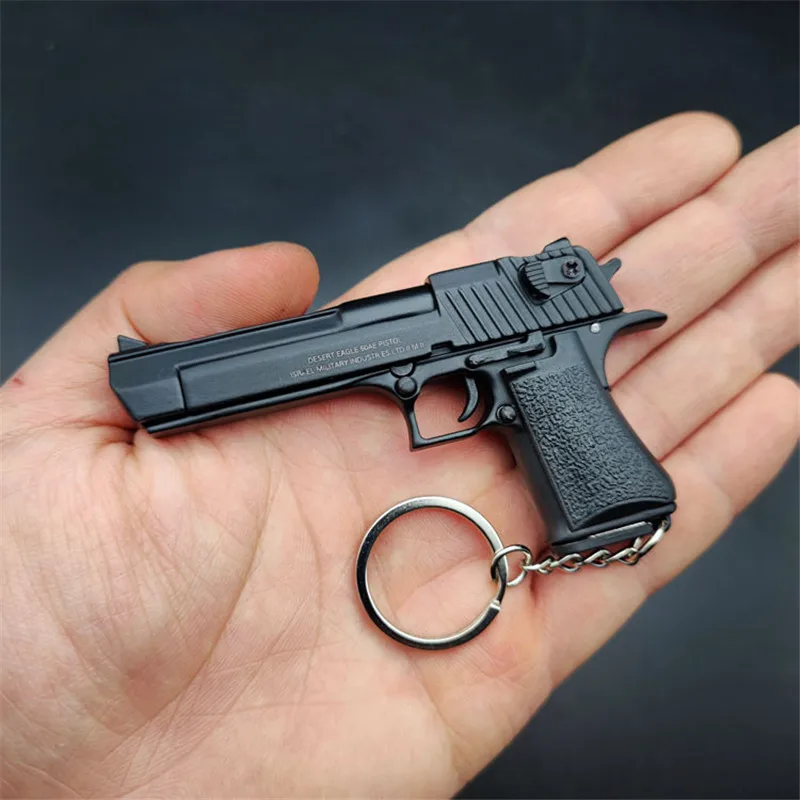 1:3 High Quality Metal Model Desert Eagle Keychain Toy Gun Miniature Alloy Pistol Collection Toy Gift Pendant 4