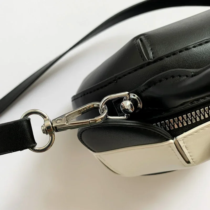 Designer Cute Panda Crossbody Bag Trendy Internet Celebrity Explosive Versatile Shoulder Bag High End Cute Handbag