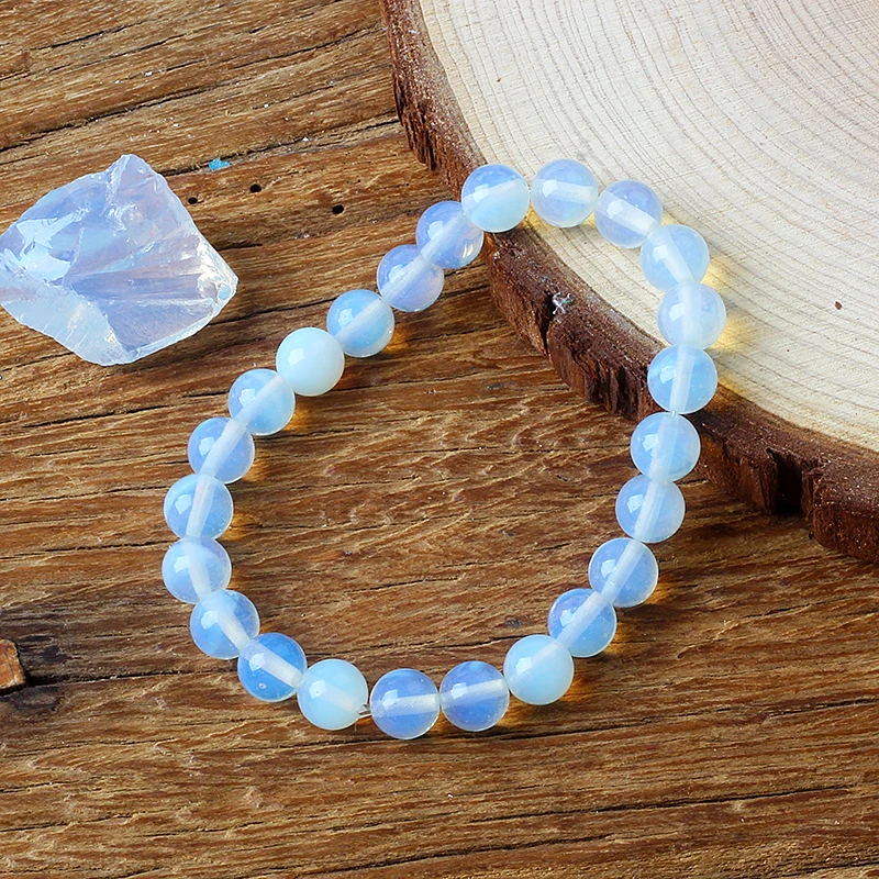 Bracelet Opale Blanche : Un Accessoire Élégant et Énergétique