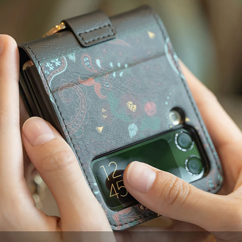 Elegant Leather Phone Cover for Samsung Galaxy Z Flip