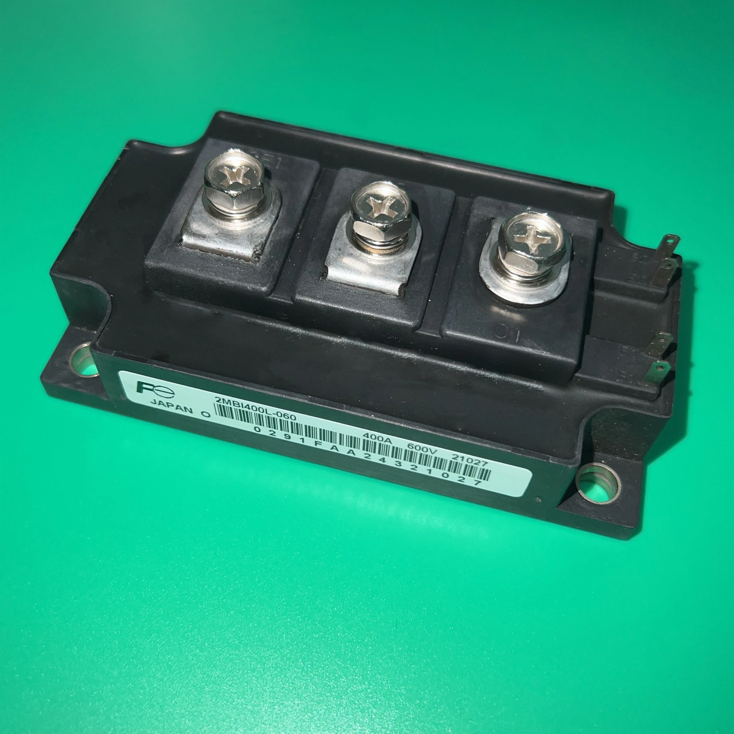 

2MBI400L-060 модуль