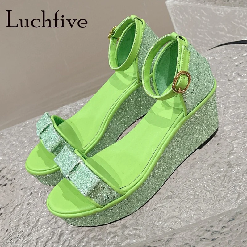 

2024 New Leather Platform Summer Sandals Brand Casual Party Shoes Thick Sole Buckle Strap Bling Shoes Outwear Runway Shoes Woman