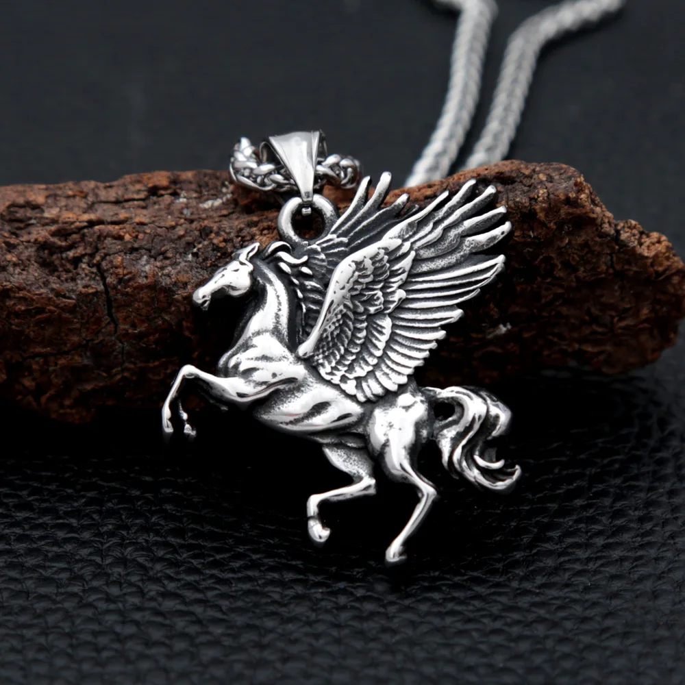 High Quality Fly Horse Pendant Necklace Stainless Steel Pegasus Necklaces Punk Hip Hop for Men Women Fashion Jewelry Gifts 3