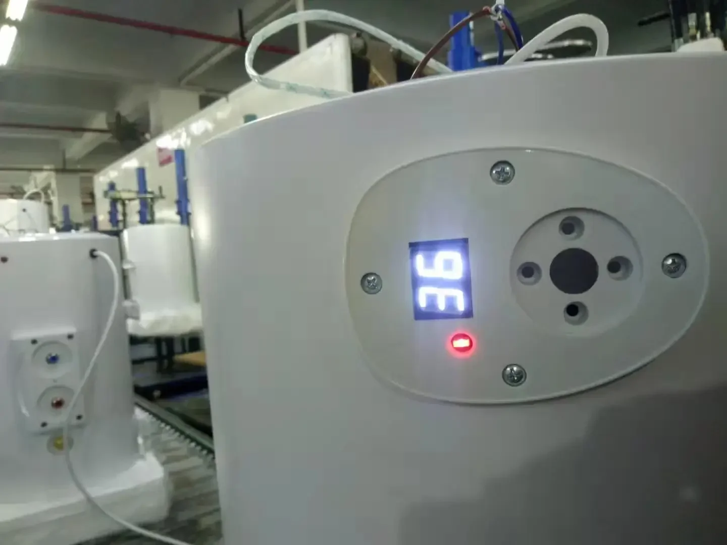 Pure DC Control 50L Solar PV Panel Hot Water Heater System Price