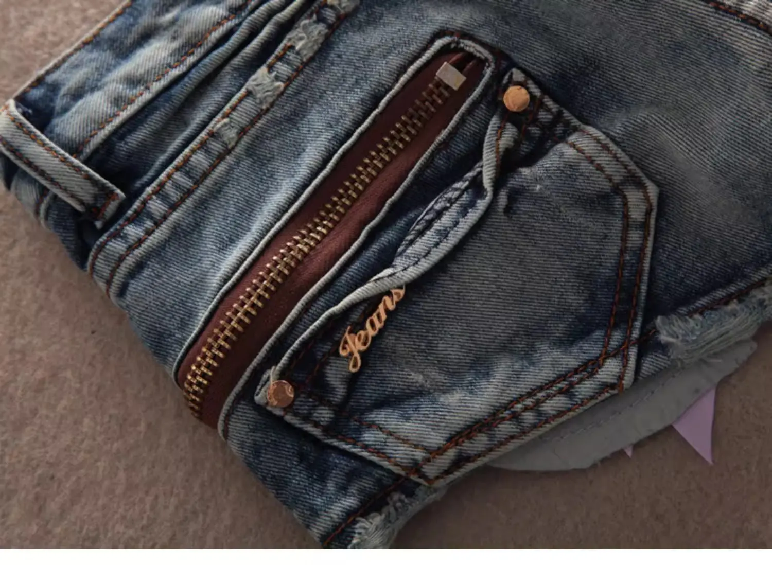 Zynvora Denim Shorts styling idea 2