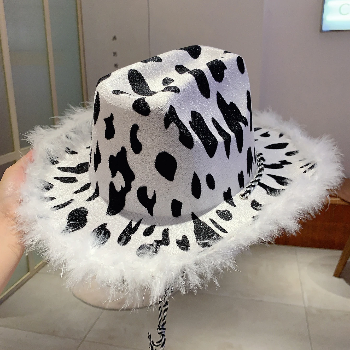 KAMMPT Western Design Pink Cowboy Hat Women Performance Lanyard Fancy Dress Hat Fashion Feather Decor Travelling Outdoor