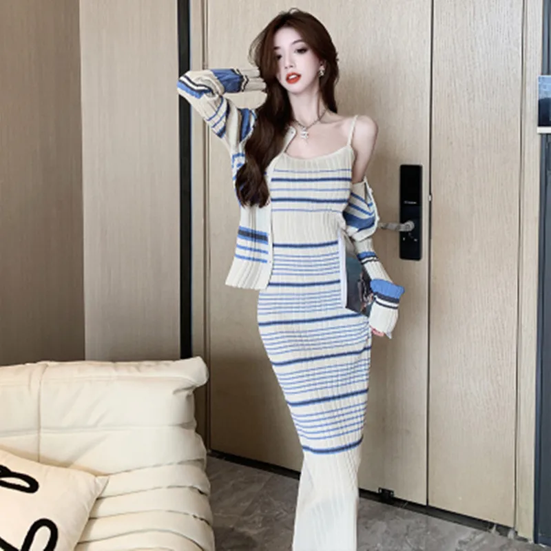 

2024 Autumn Winter New Striped Knitted Cardigan Halter Dresses Two-Piece Set Slim Temperament Small Fragrant Wind Suit Women's