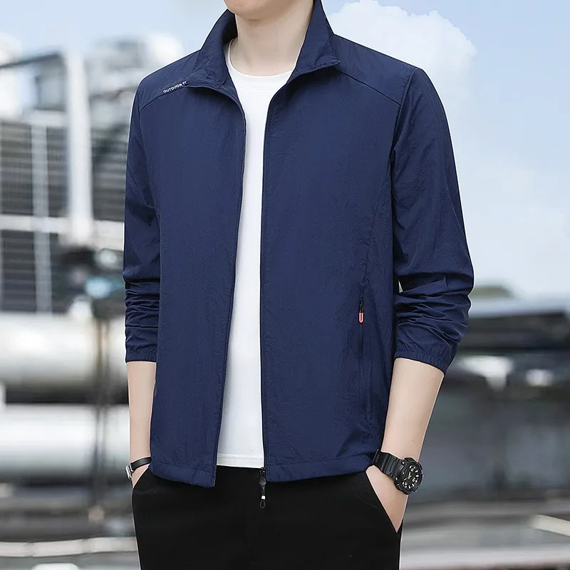 2024 Sunscreen Clothing for Men's Summer Coat Thin Skin Light Breathable UV Protection Ice Silk Men's Sunscreen Clothing for Men