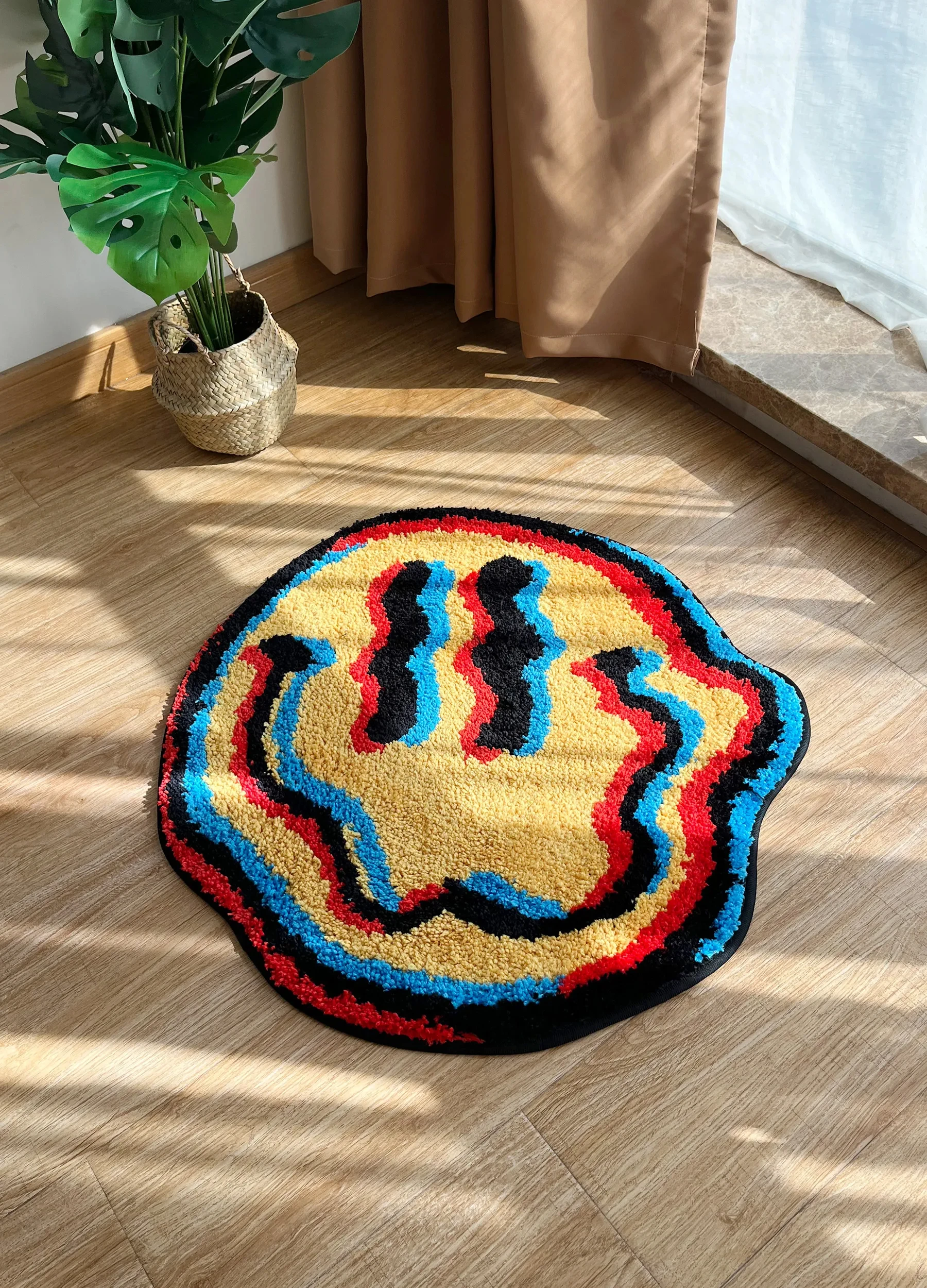 Trippy Smiling Tufted Rug