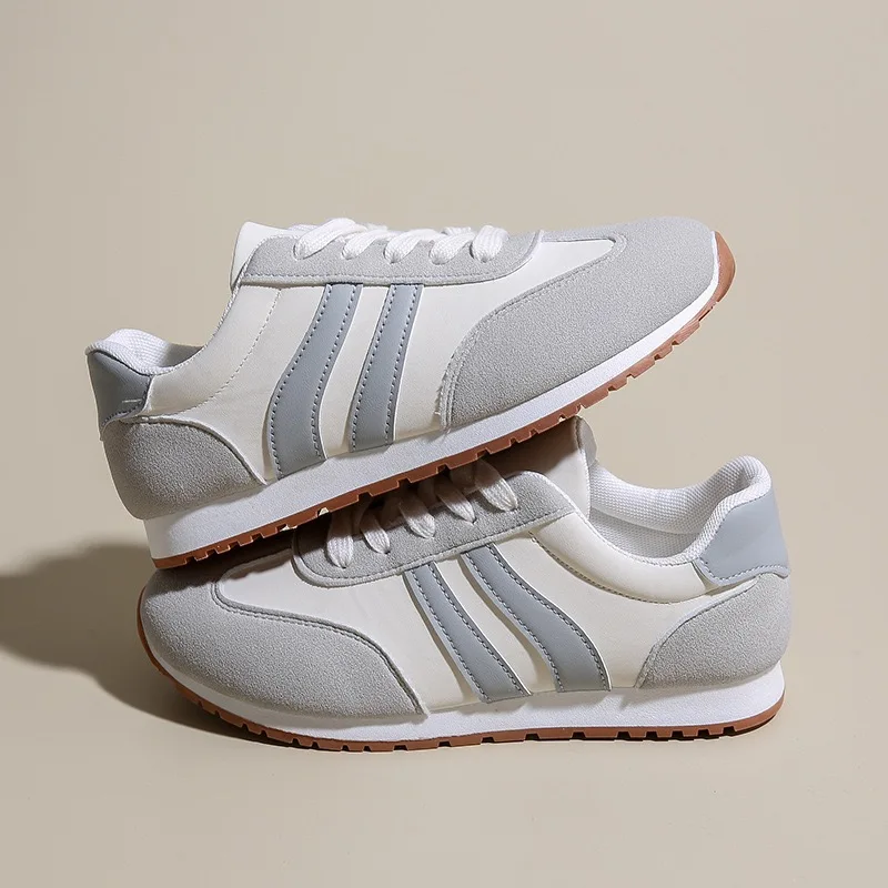 Fashion Classic Running Shoes Women Trainers Shoes Anti-slip Breathable Casual Sneaker Running Comfortable Flat Sports 43