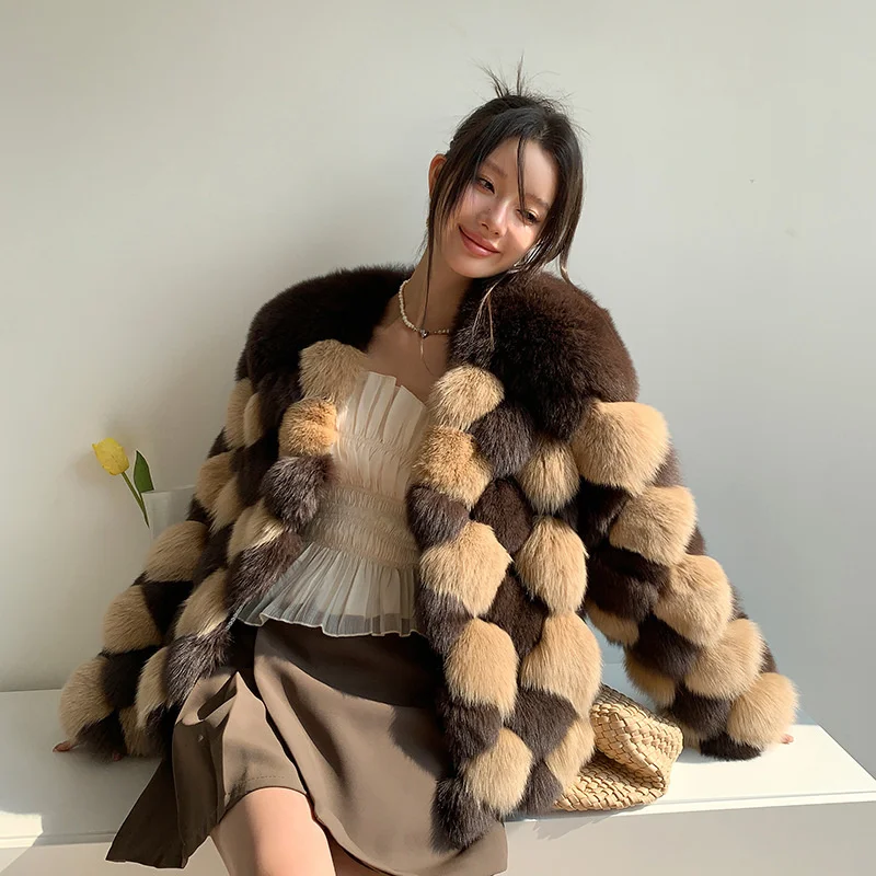 

Шуба женская короткая из натурального меха, роскошное пальто в шахматную клетку контрастного плетения, с натуральным лисьим мехом, трендовая теплая меховая