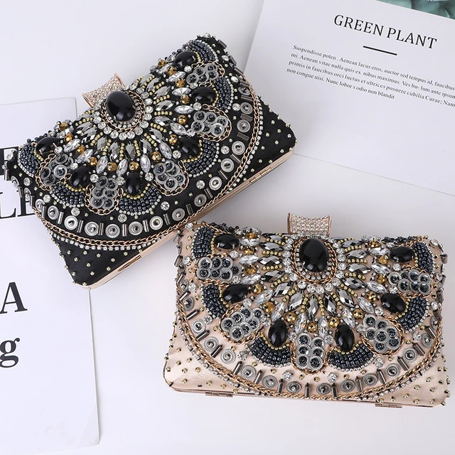 16 Bridal Clutch & Purse Picks | Trendy, Sparkly, Simple