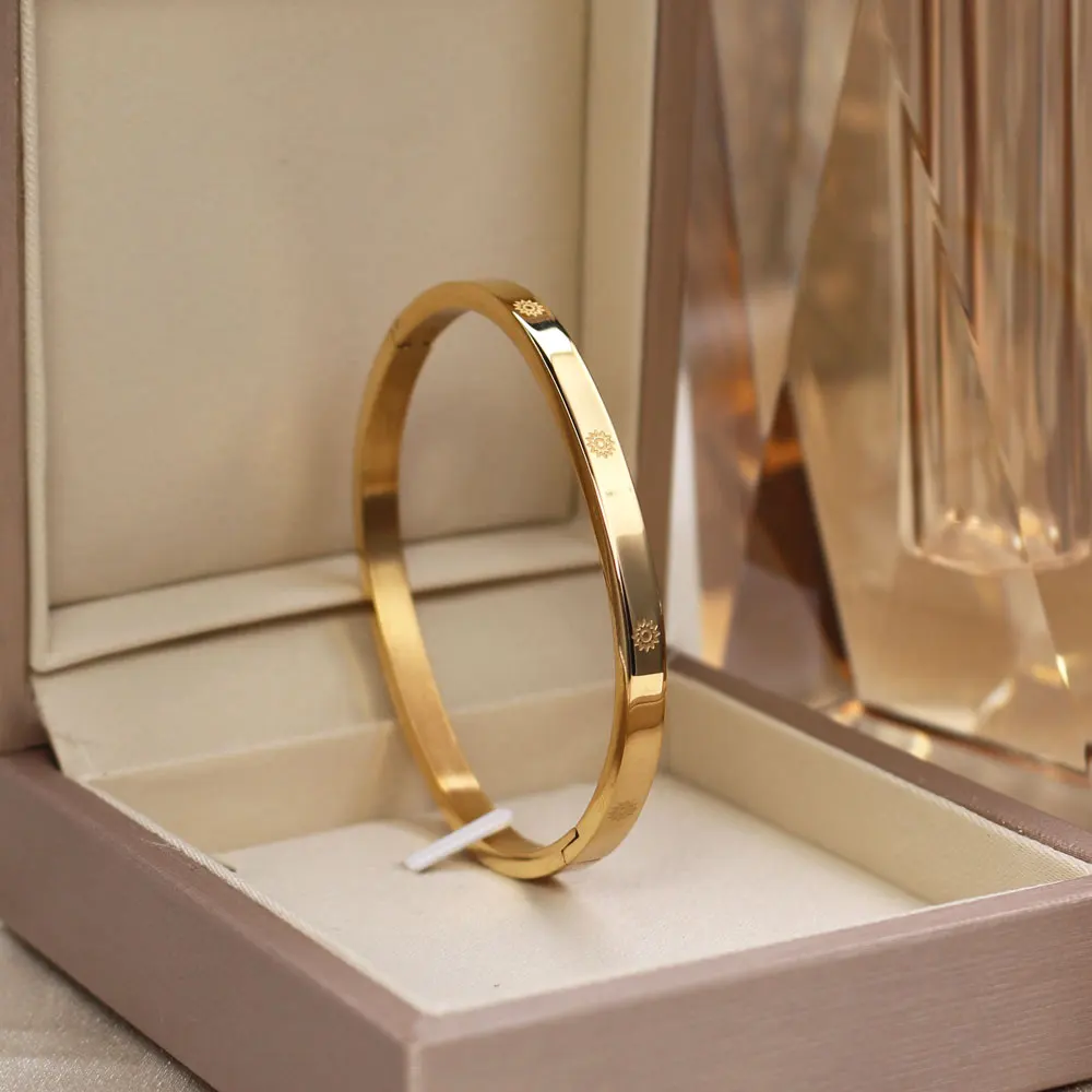 Braccialetti di gioielli alla moda in acciaio inossidabile placcato oro 18K con