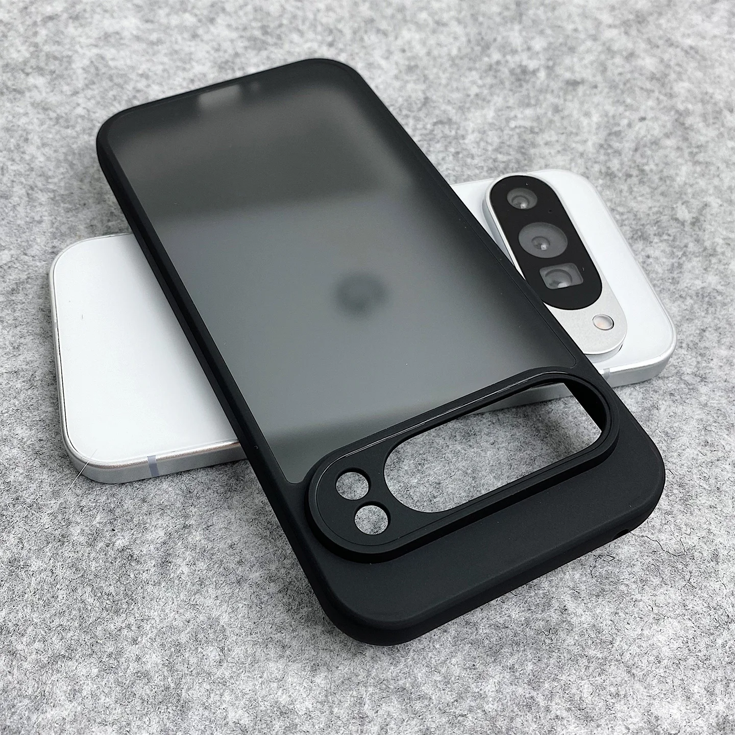 Luxury Matte Clear Shockproof Magnetic Bumper Case with Simple Armor Cover