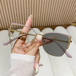 Color - Changing Vintage - Inspired Metal Frame Eyewear (Grey gold)
