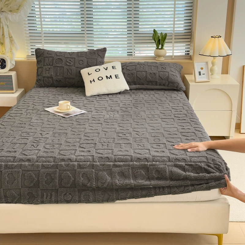 3pcs Set Velvet Bed Sheet Set (1PC Fitted Sheet and 2PCS Pillowcase) Winter Warm Mattress Cover Bed Cover 90/140/160/180/200x200 6