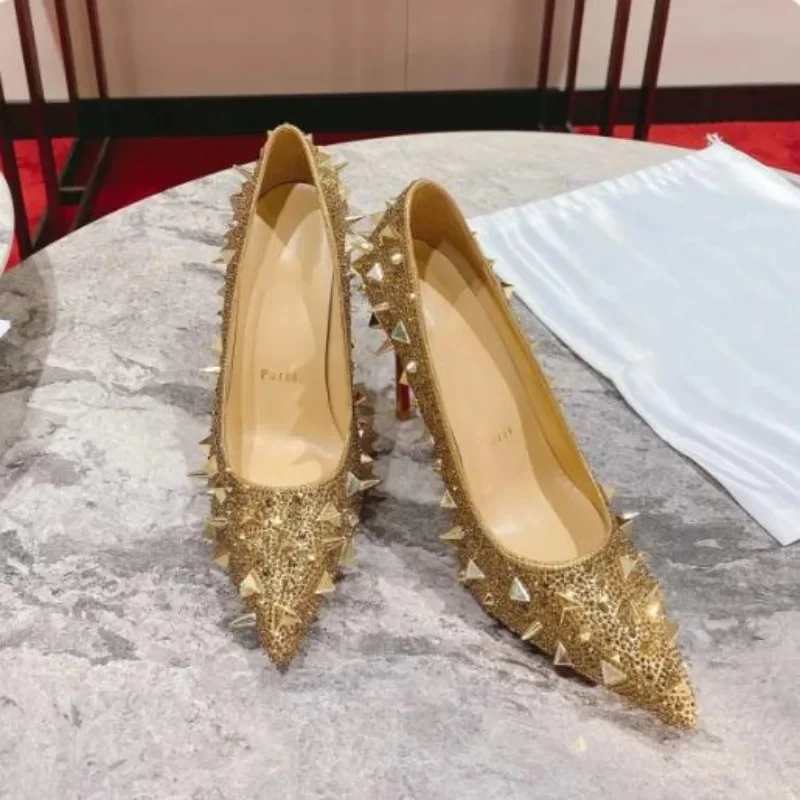 

Rivets Top Quality Womens High Heels Luxury Fashion Ladies Crystal Glisten Red Sole Shoes Classic Retro Designer 10cm High Heel