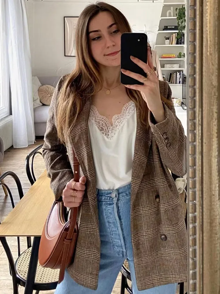 

BBWM Spring 2022 Women Fashion Plaid Blazer Vintage Long Sleeve Double Breasted Flap Pockets Female Outerwear