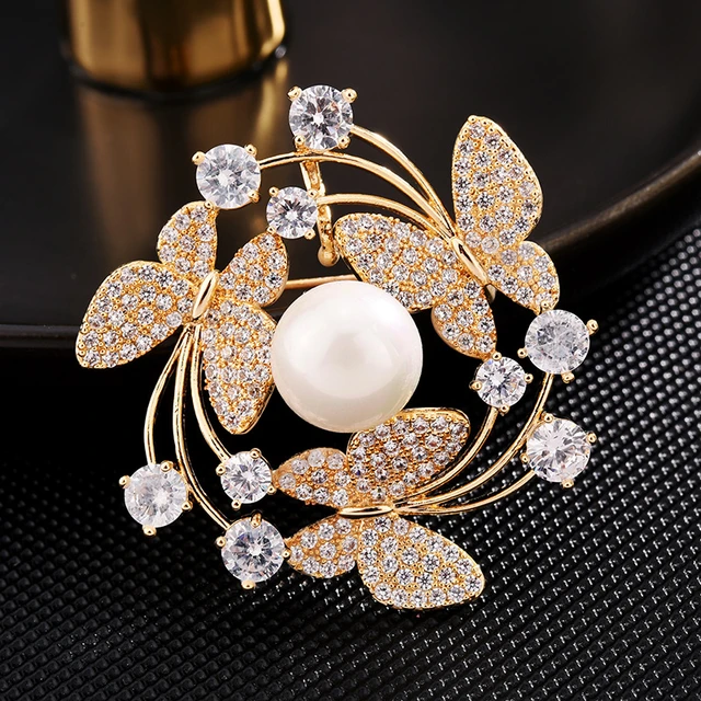 SKEDS Fashion Pearl Flower Garland Elegant Brooch For Women