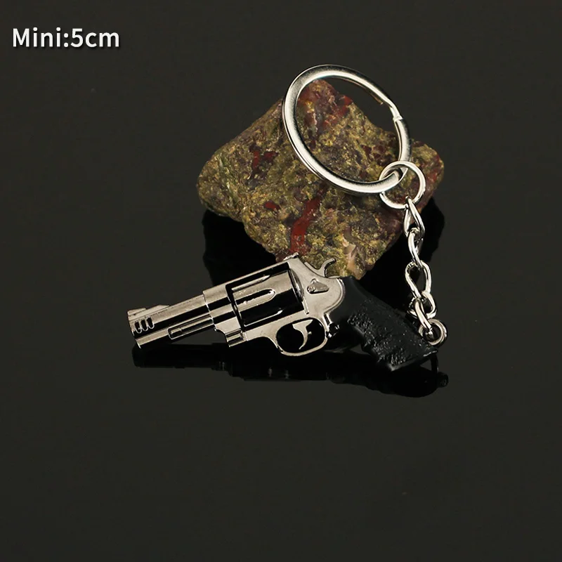 PUBG Mini Gun Keychain Metal Pistola Model 5cm Revolver Alloy Weapon Light Key Chain Birthday Gifts Toy for Kid Wholesale 4
