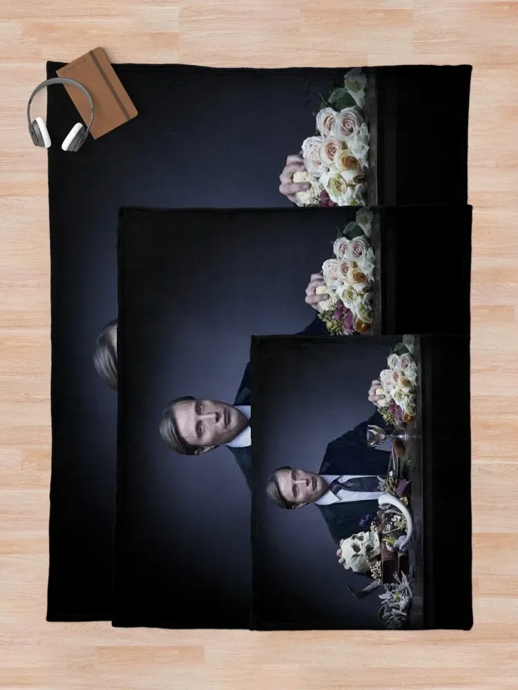 Mads Mikkelsen �ѴϹ� ������ ���, �ö��� ħ��, ķ�� ��� ����, �ܿ� ħ�� ���