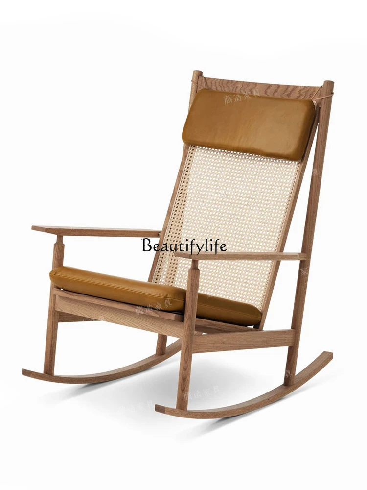 

Однотонное регулируемое кресло для завтрака в винтажном стиле