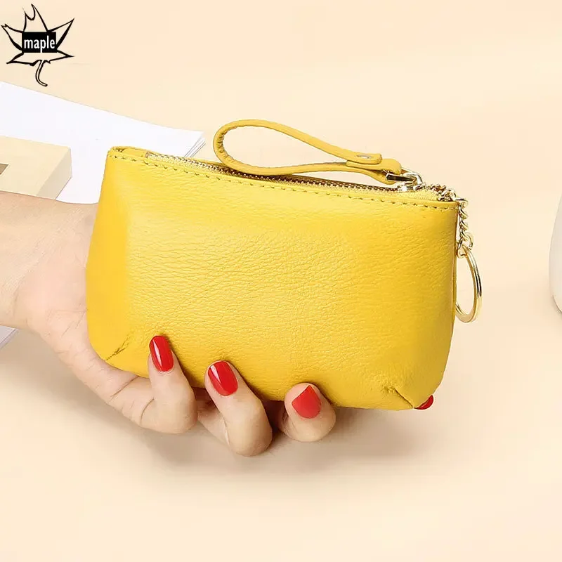 Portamonete Da Donna In Pelle PU Con Motivo A Cuore - Mini Portafoglio Ultrasottile Con 2 Slot Per Carte, Finestra ID E Tasca Con Cerniera - Nero