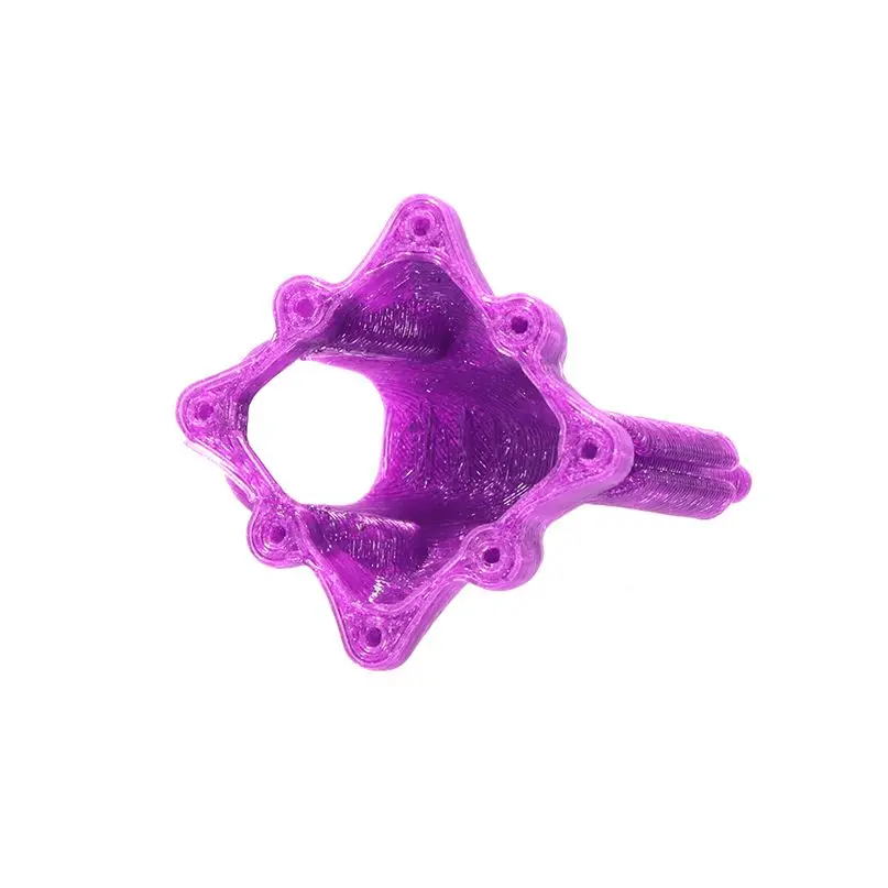 Gros plan sur l'auvent TPU imprimé 3D pour drone FPV micro, montrant sa structure légère et résistante.