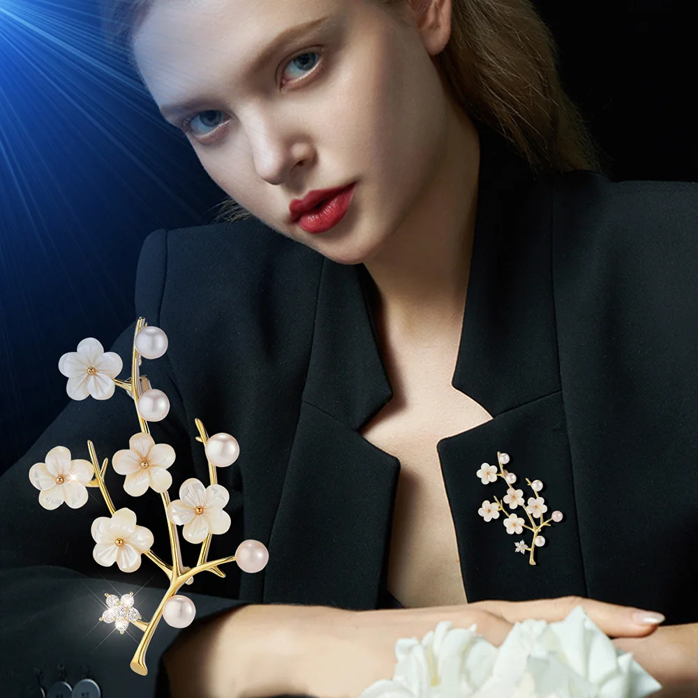 

Handmade Plum Blossom Brooches Pins Women Vintage Pearl Brooch Clothing Accessories For Bouquet Wedding Party Jewelry