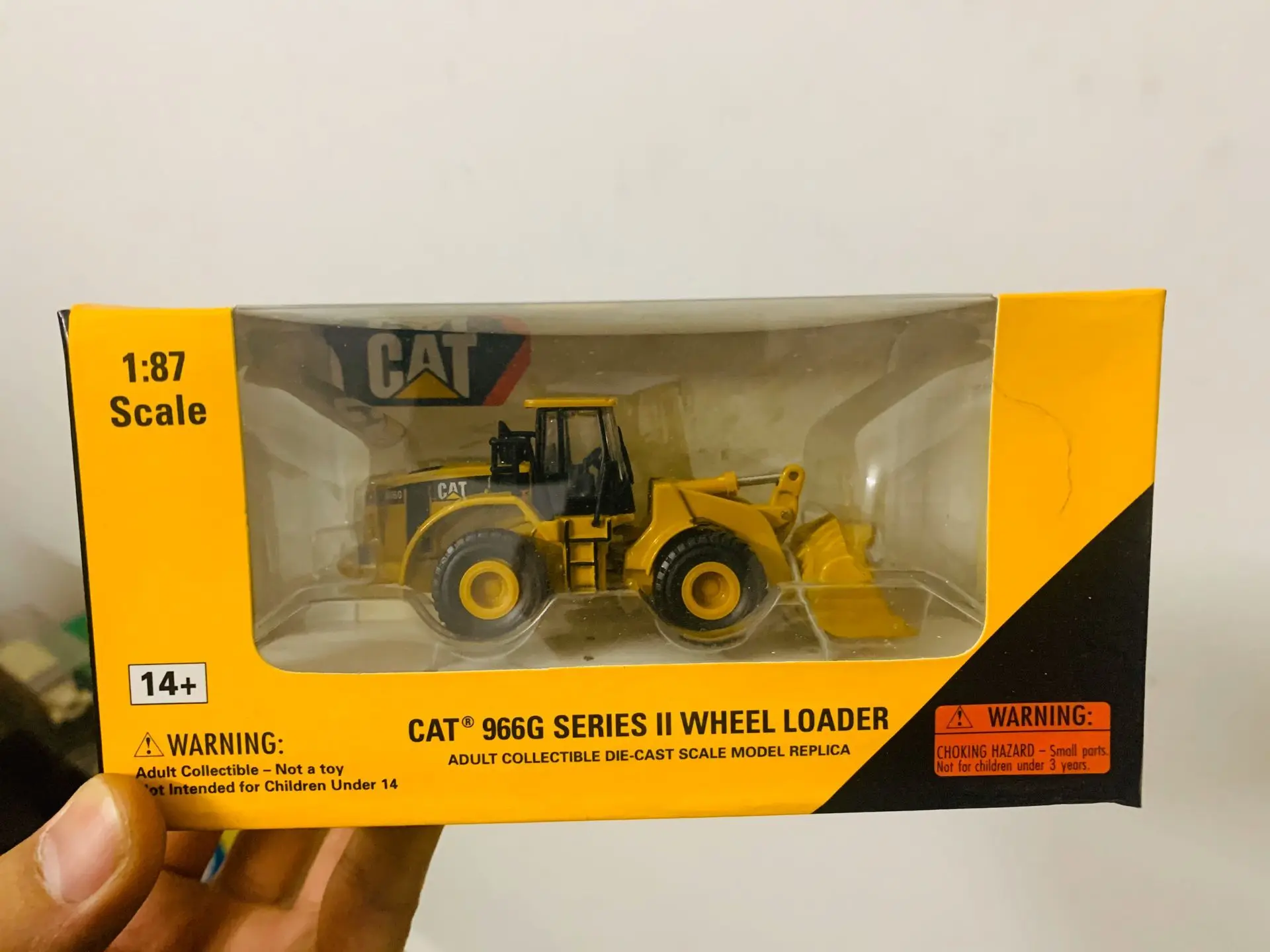 Norscot Cat 966G Series II Wheel Loader 1/87 Scale Die-Cast Model New Box 55109