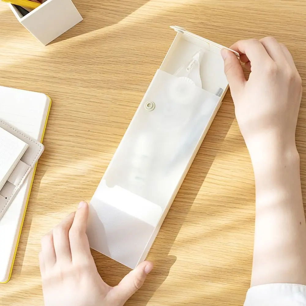 Рисунок 4 - Прозрачная Матовая вместительная сумка для ручек