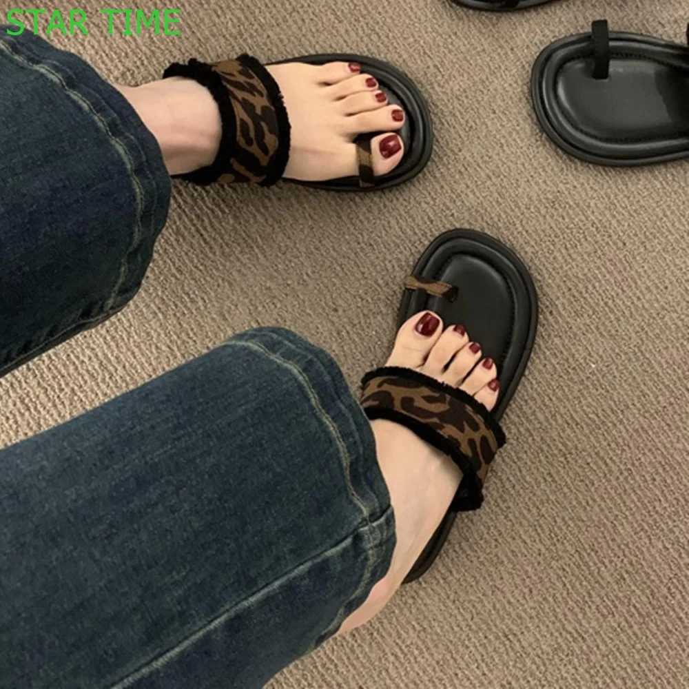 

Open Toe Leopard Print Flat Slippers 2024 Summer Outdoor Casual Beach Vacation Slip On Slippers Retro Ladies Slides
