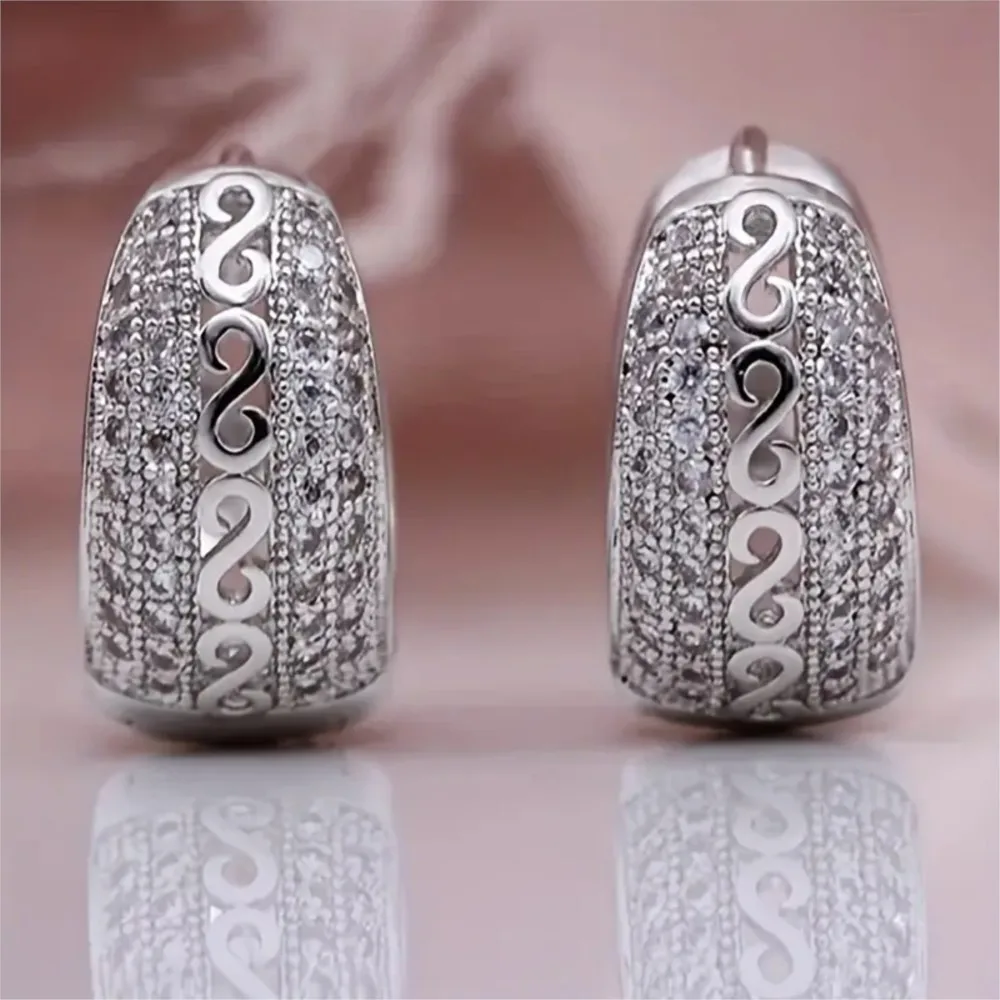 Light Luxury Hollow Out Synthetic Zirconia Hoop Earrings for Women High Quality Casual Earrings Anniversary Jewelry Accessories