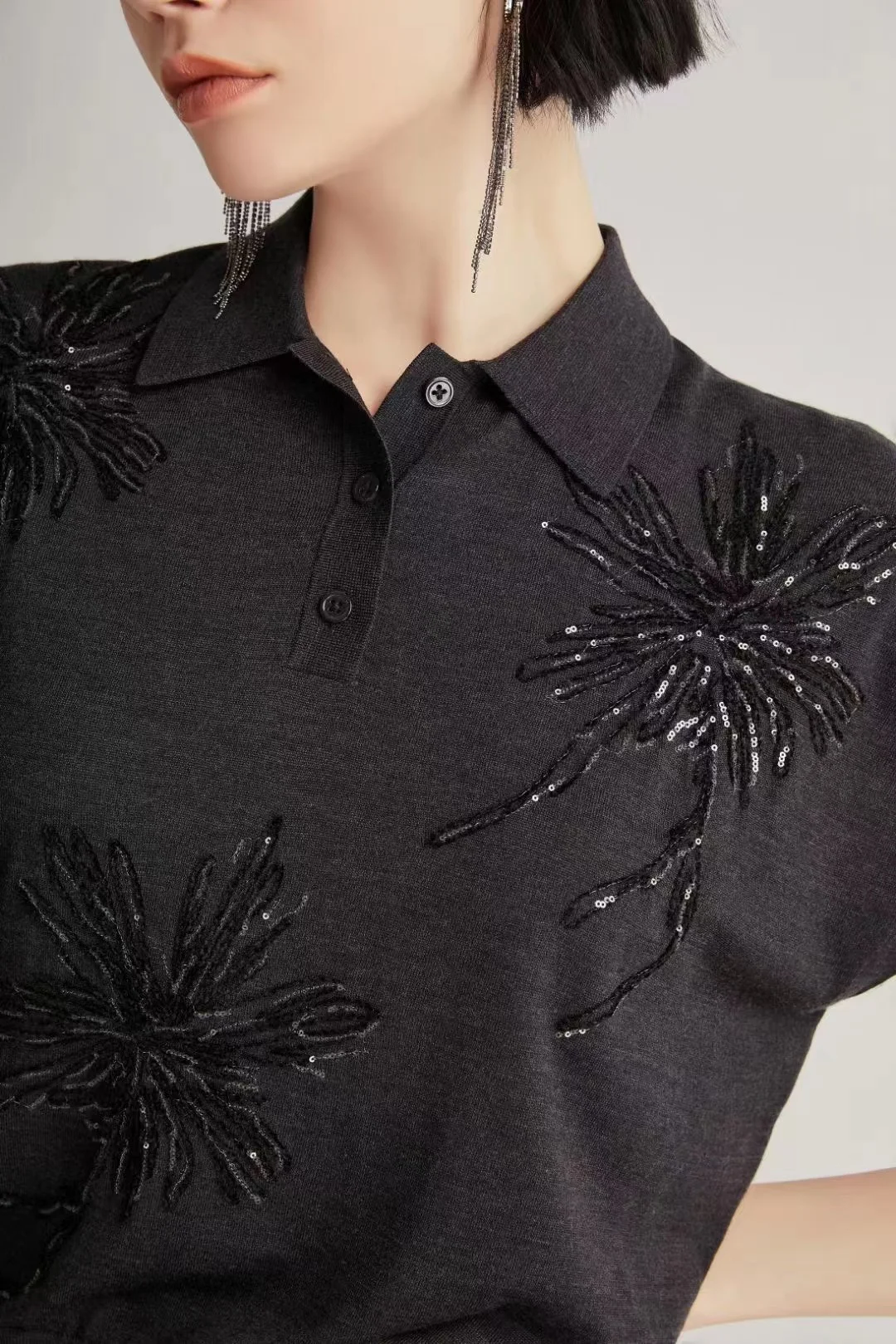 

Exquisitely trimmed merino wool silk short sleeve blouse