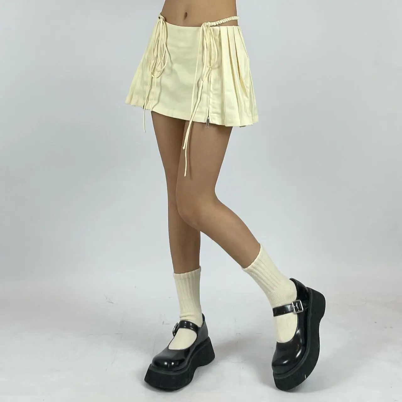 New Fashion Women Acute Summer Mini A-Line Skirt Solid Color Low Waist Pleated Tie Up Zipper Skirt Club Street Style Hot Sale