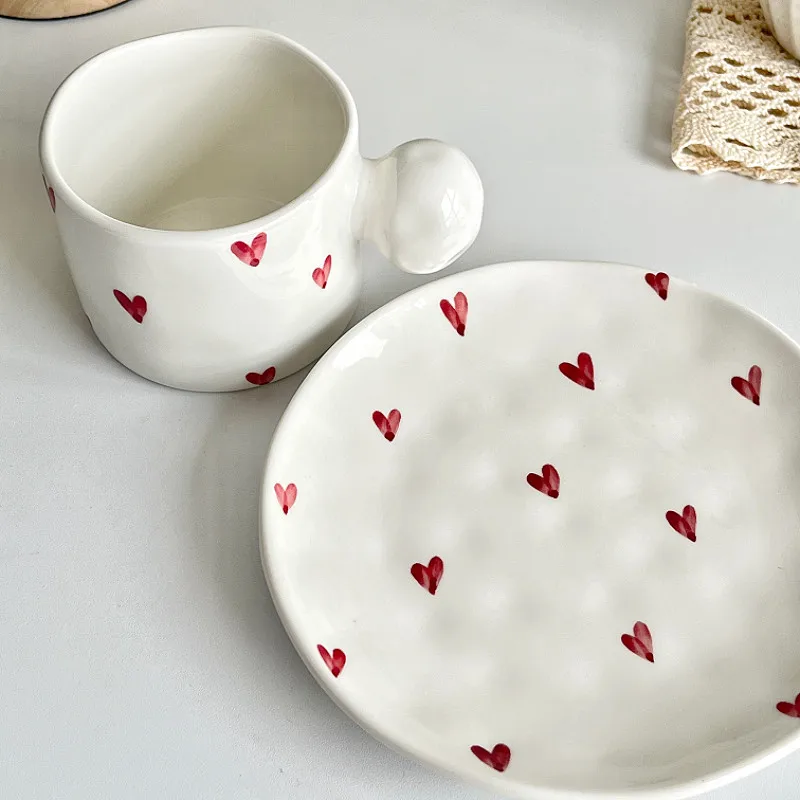 심플하고 스타일리쉬한 커피잔, 접시, 귀여운 우유컵, 기념품, 머그컵, 디저트 접시