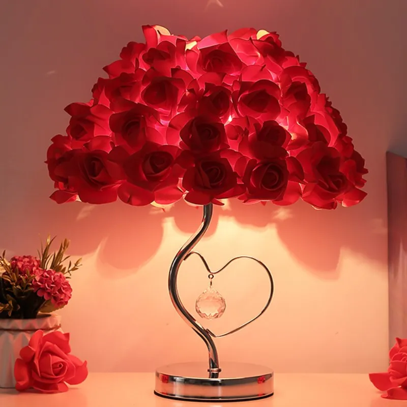 

Новая настольная лампа в пасторальном стиле, хрустальные прикроватные светильники в форме сердца для спальни, декор для комнаты, декоративный ночник в подарок для девушек